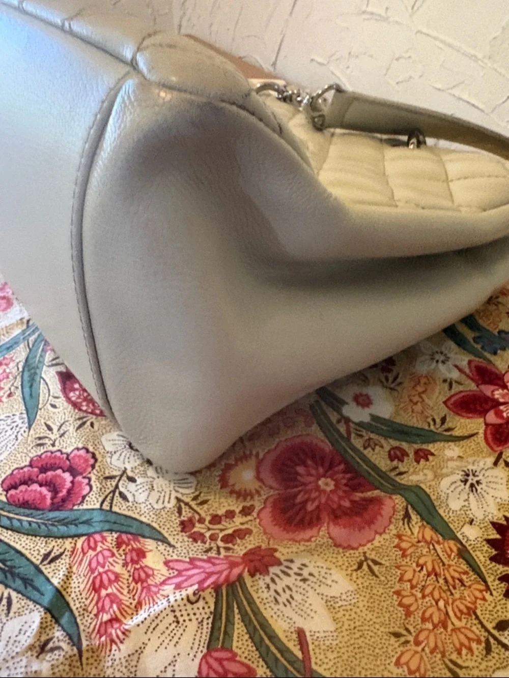 Chanel GST-shopper tote bag.  Condition-very good-excell.  Off white, silv hardw
